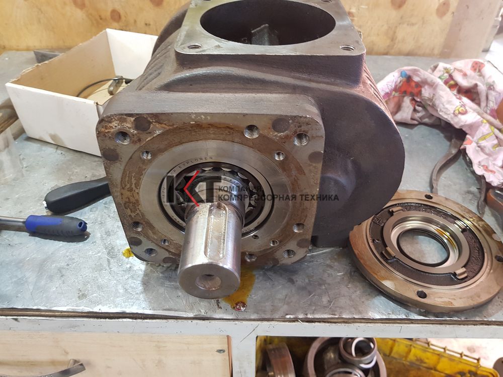 Ремонт винтового блока Rotorcomp EVO9